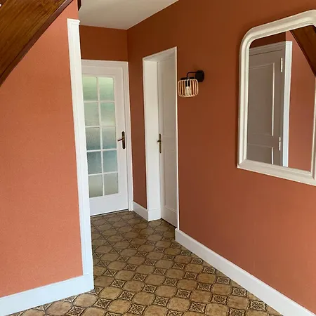Maison Proche Circuit 24h Hébergement de vacances *